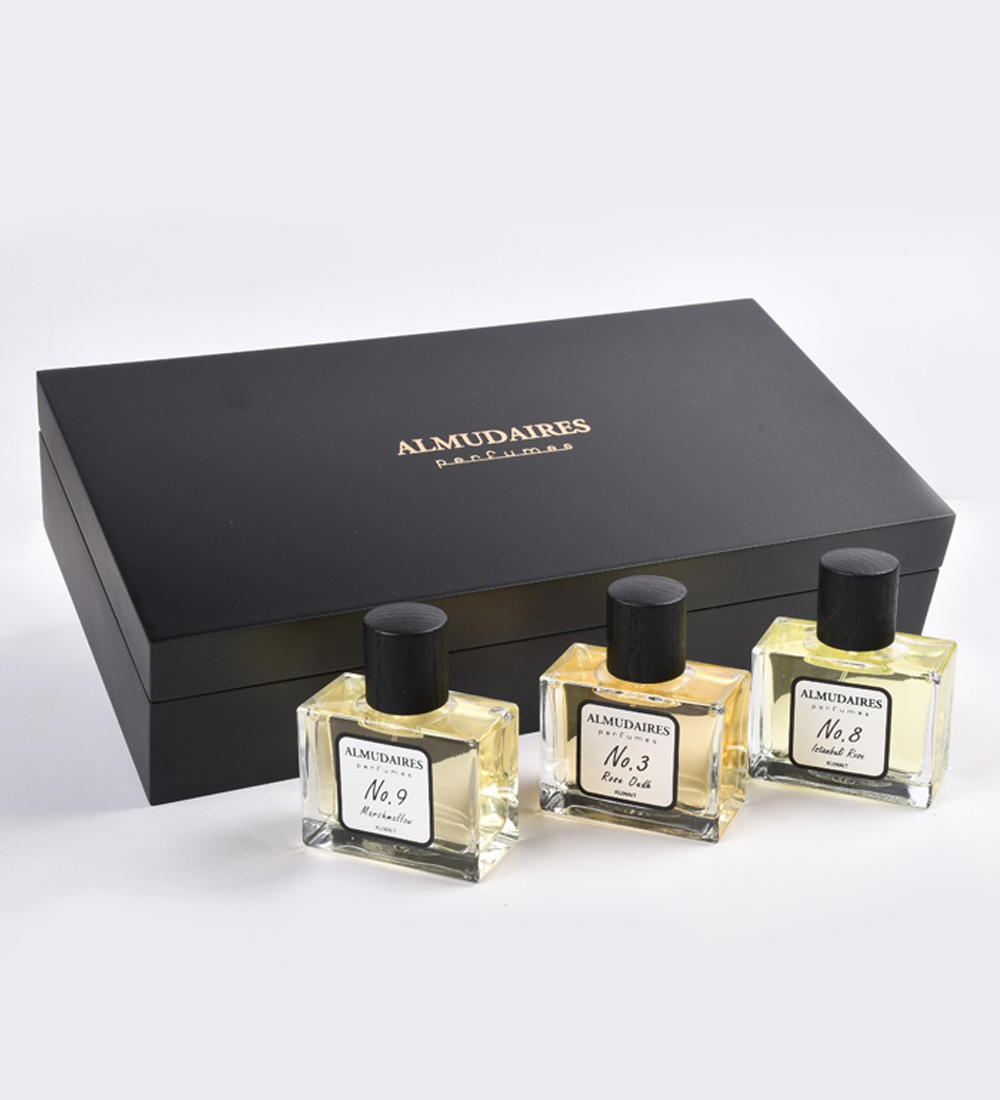 3 PERFUME  BOX BLACK